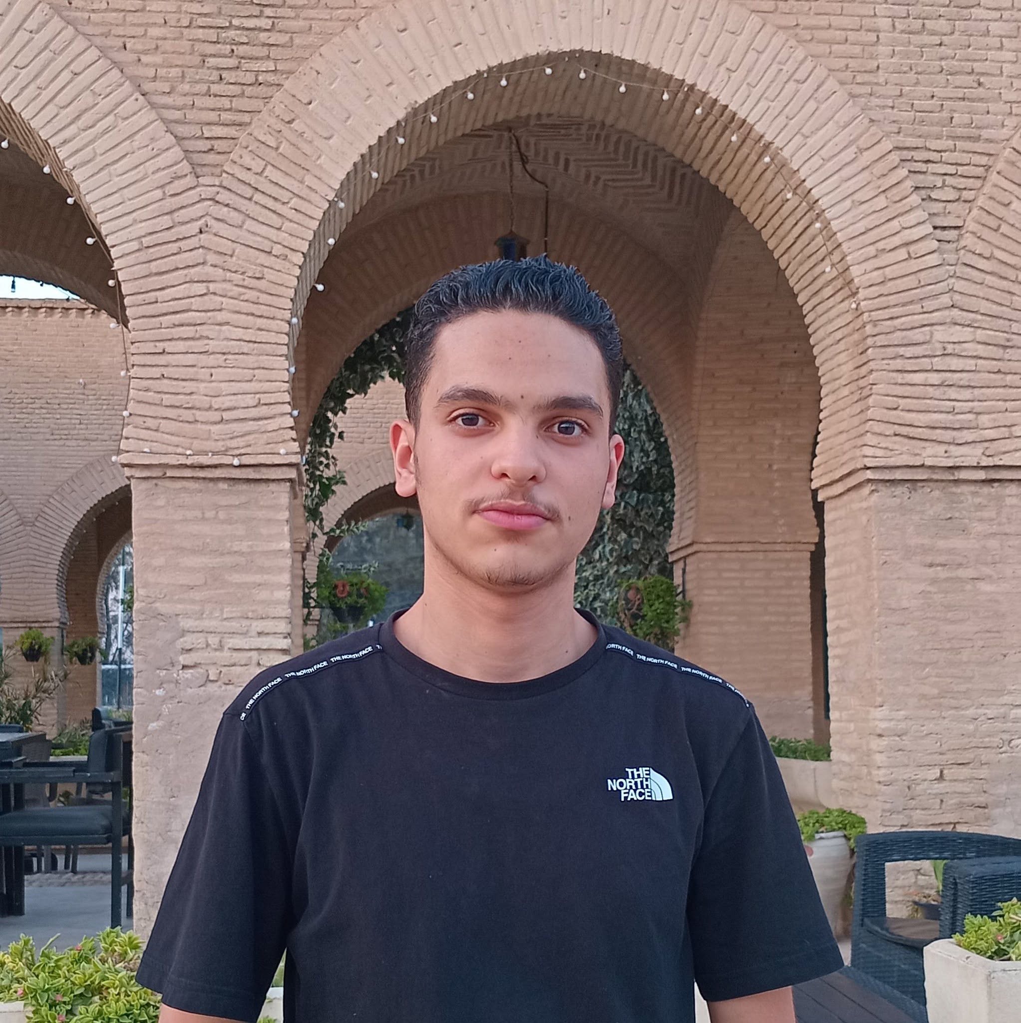 حمزة بن علي